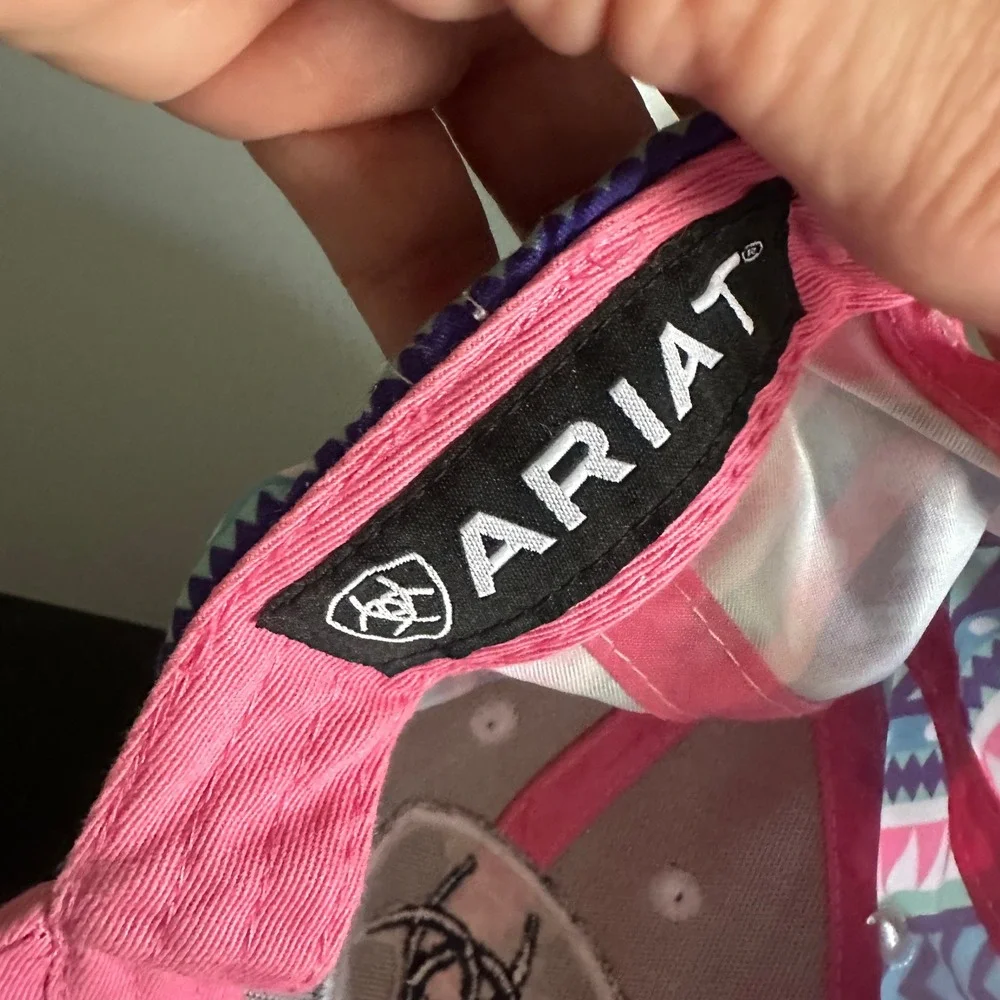Ariat Womens Pink Southwestern Aztec Print Snapback Baseball Hat Cap Logo Patch